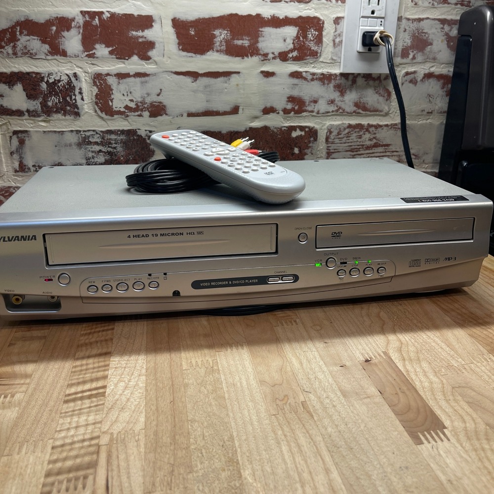 Sylvania DVC845E DVD VCR Combo Player Silver 4 Head Hi-Fi with Remote Cables